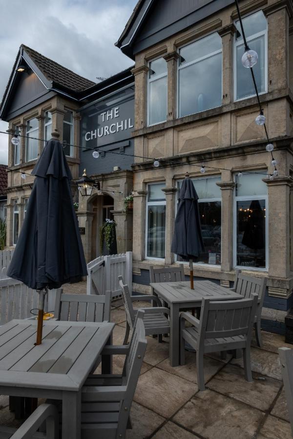 The Churchill By Greene King Inns Royal Wootton Bassett Dış mekan fotoğraf